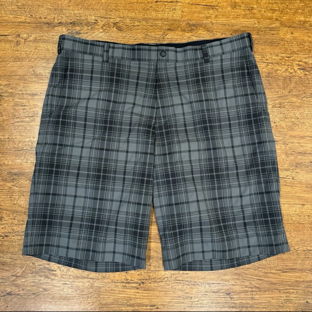 Nike Golf Dri-Fit Gray‎ Plaid Casual Performance Chino Shorts Bermudas Men 40x12